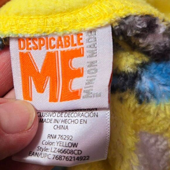 Minions Stuart snuggie OS - Picture 5 of 6